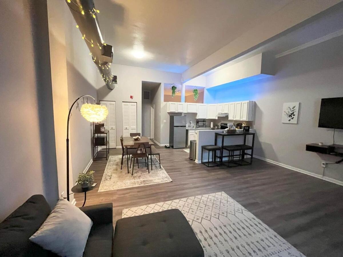 Downtown Cleveland -Modern First Floor Unit Lägenhet Exteriör bild